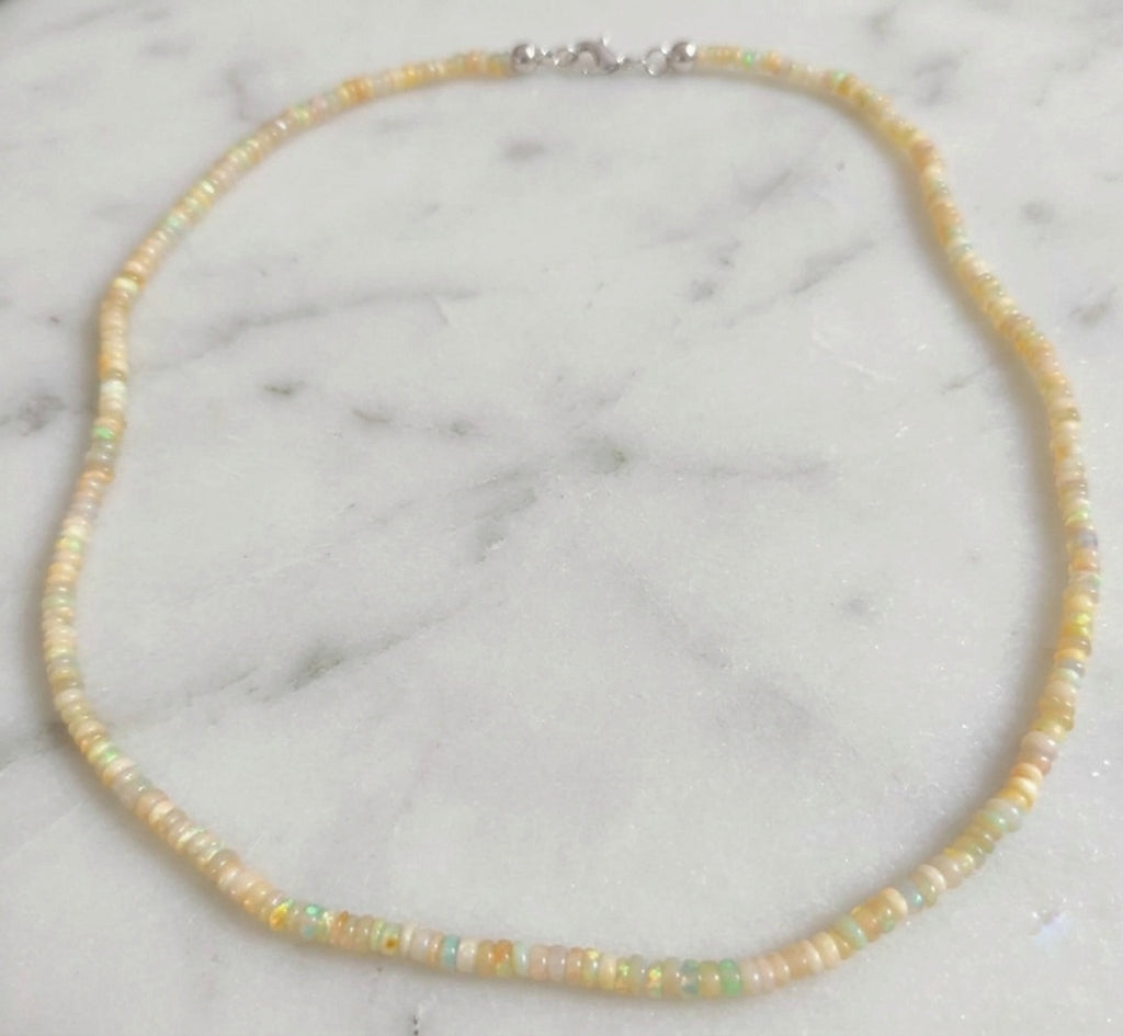 Beige Welo Opal Necklace — Rondelle Cabochon 3mm | 50 cm