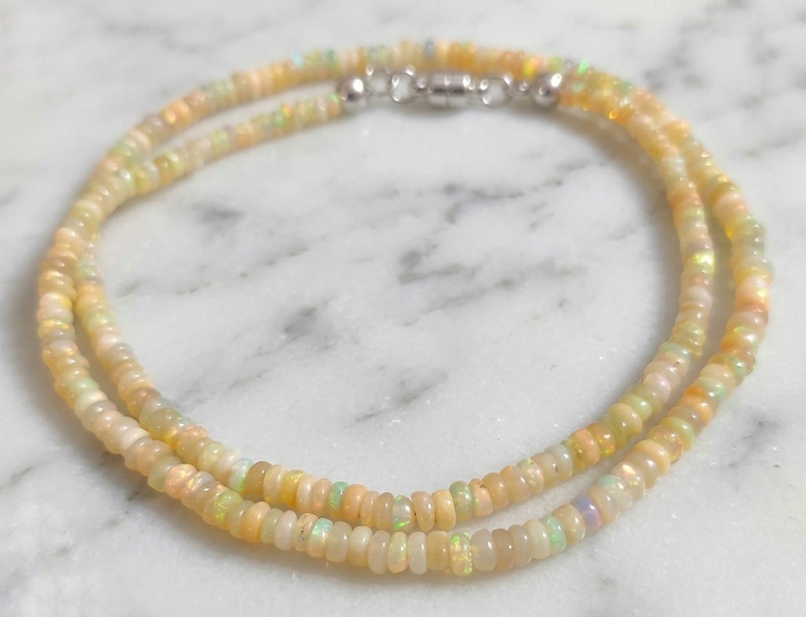 Beige Welo Opal Necklace — Rondelle Cabochon 3mm | 50 cm