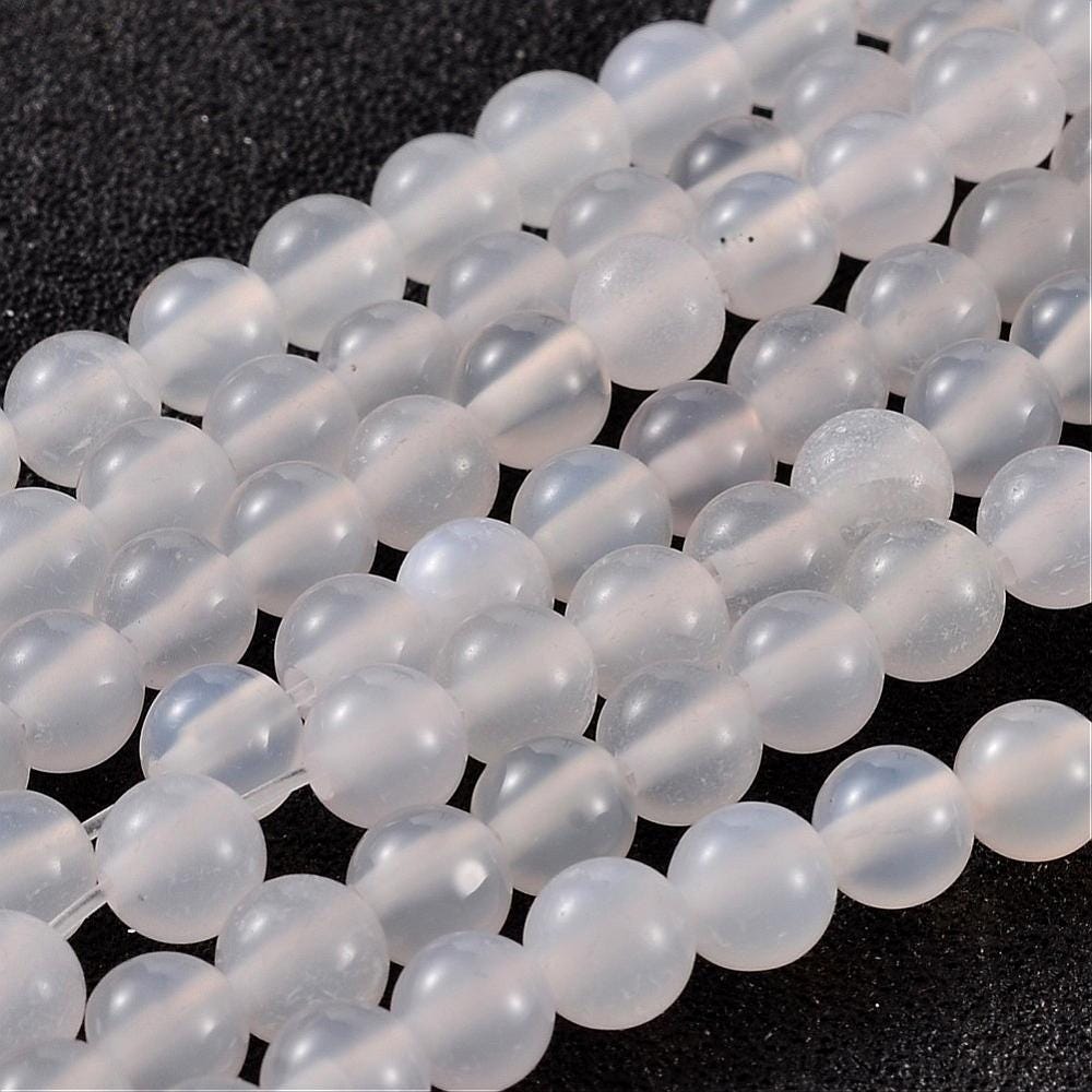Natural White Agate — Round Beads 6/8mm | Strand ~40 cm