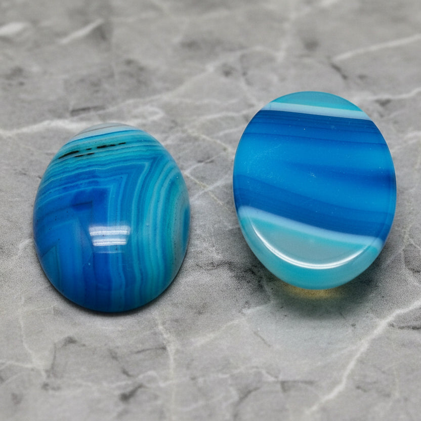 Natural Striped Agate — Oval Cabochon 18x13mm