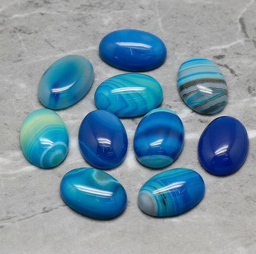 Natural Striped Agate — Oval Cabochon 18x13mm