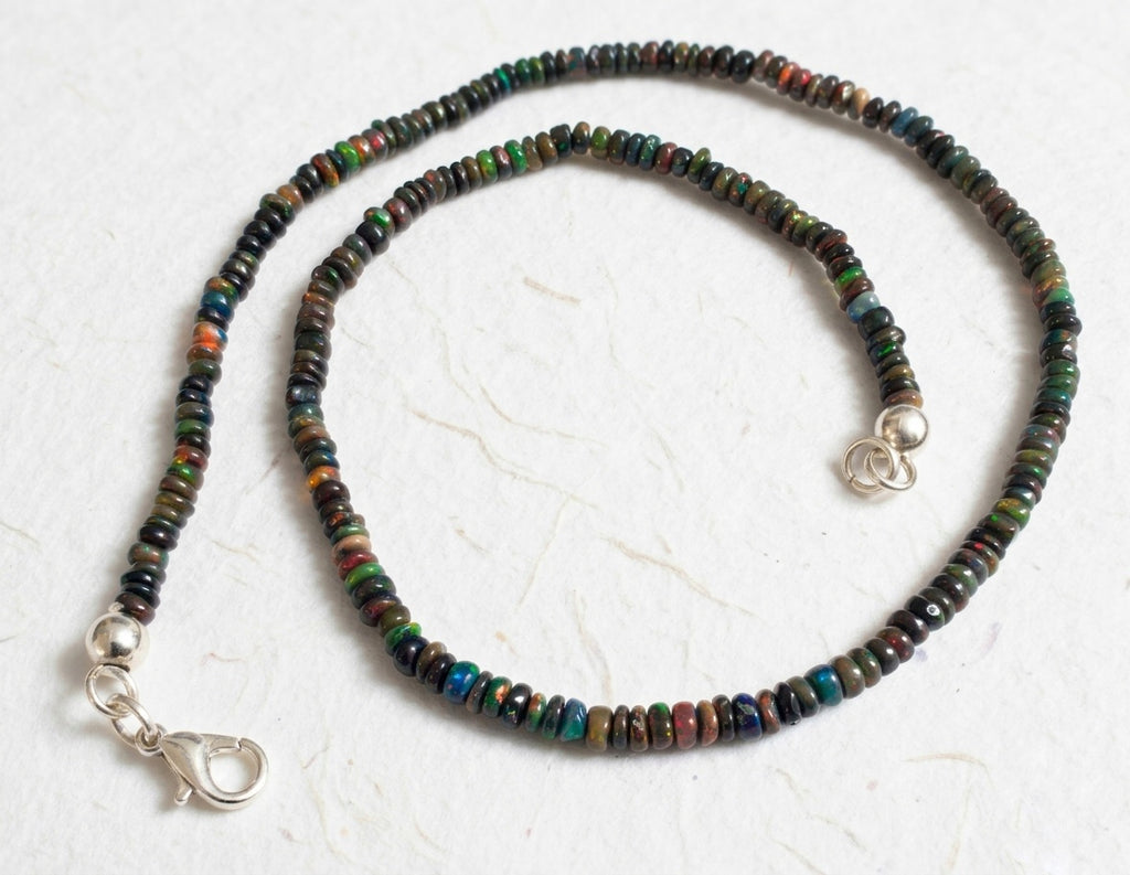 Collana Choker di Opali Welo Scuri — Rondelle Cabochon 3mm | 40 cm