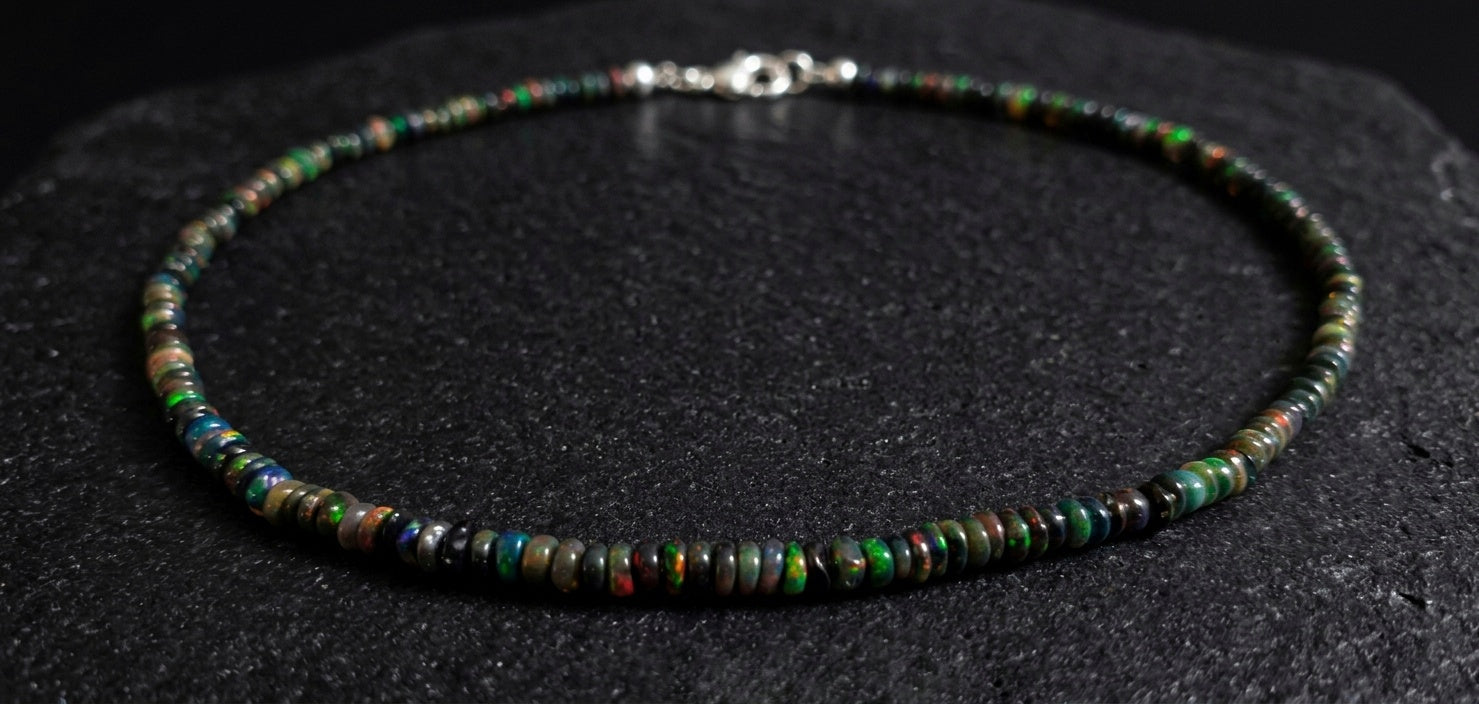 Dark Welo Opal Choker Necklace — Cabochon Rondelles 3mm | 40 cm