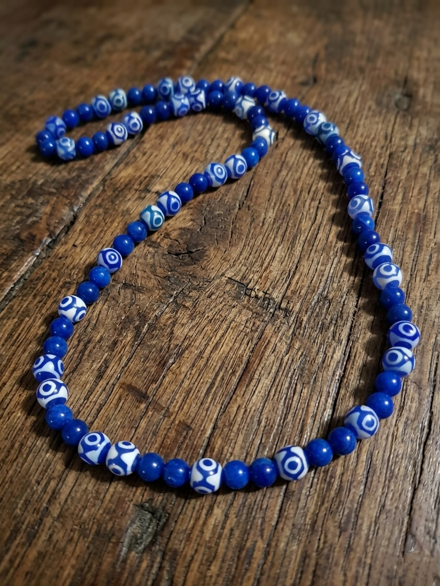 Tibetan Dzi Agate and Mashan Jade Mala Necklace — 75 cm