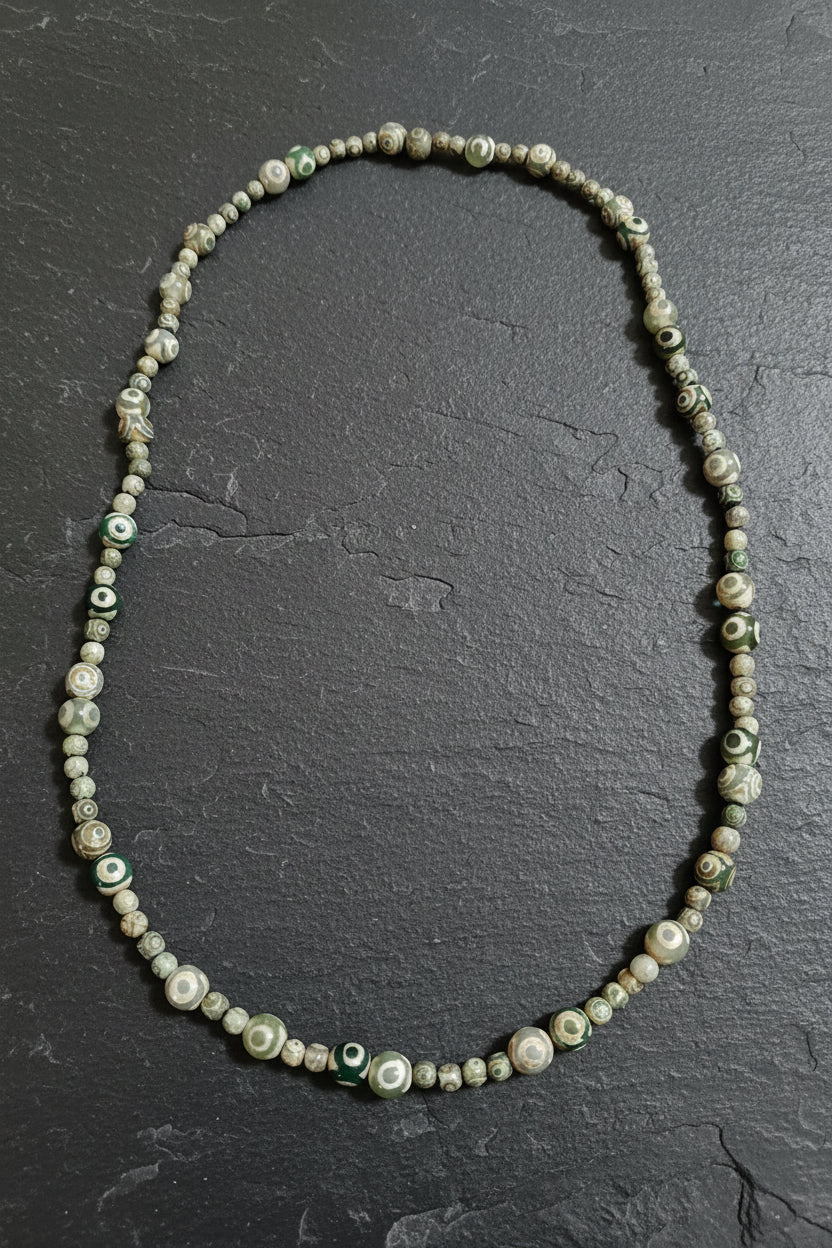 Tibetan Dzi 3 Eye Agate Mala Necklace — 6/10mm Stones | 75 cm