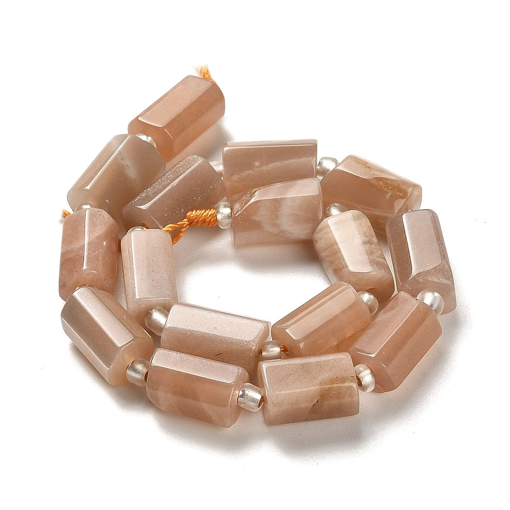 Pierre de soleil naturelle — Colonnes facettées 8,5≈11x5,5≈6,5mm | 15 pcs | Fil ~19 cm